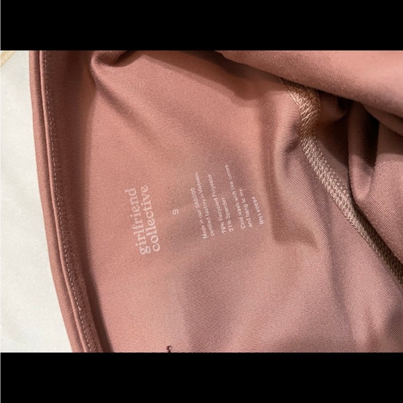 Girlfriend Collective Set - Picture 2 of 7